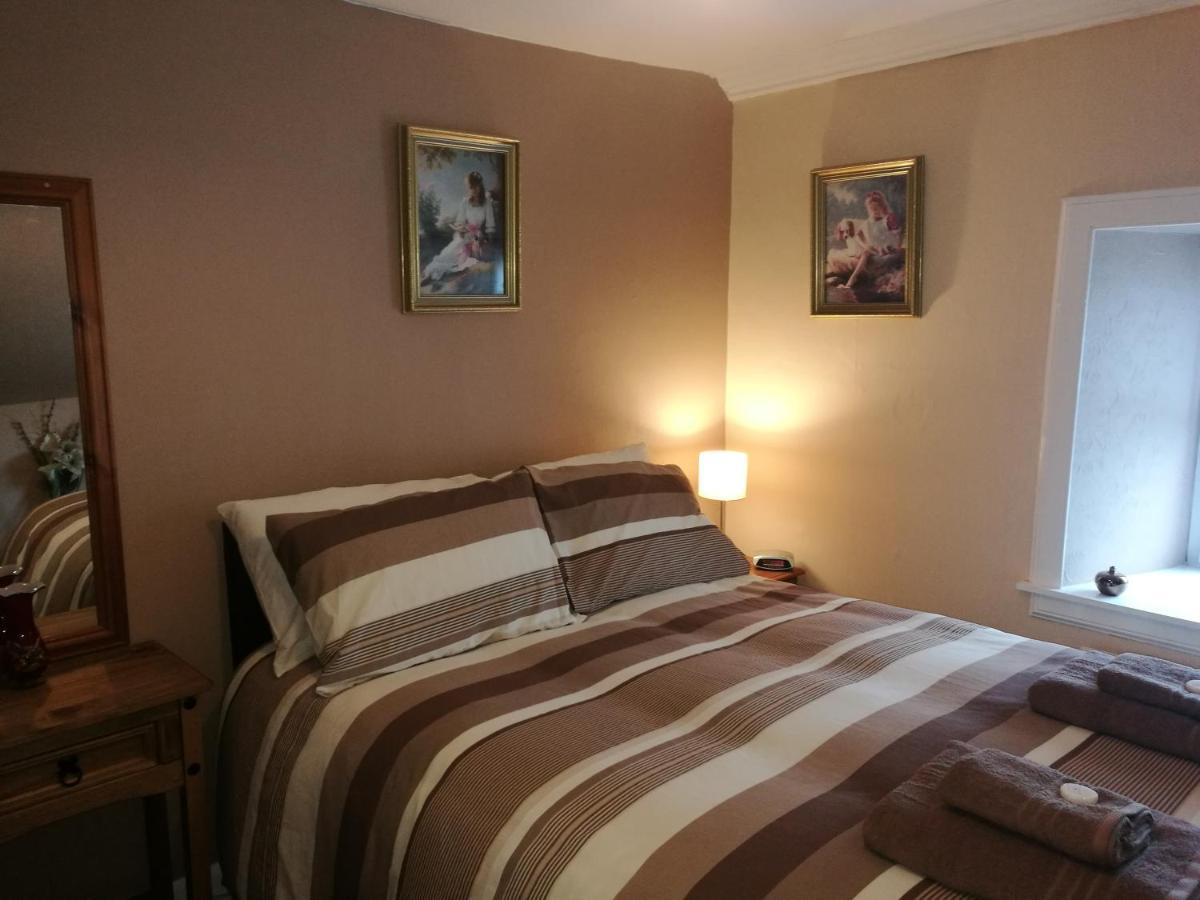 The Grapes Hotel Springholm Esterno foto